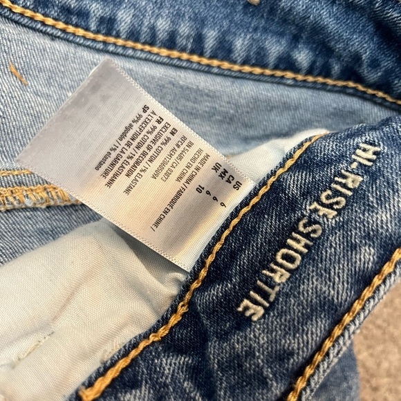 American Eagle High Rise Shortie Distressed Shorts 6 - Picture 4 of 4